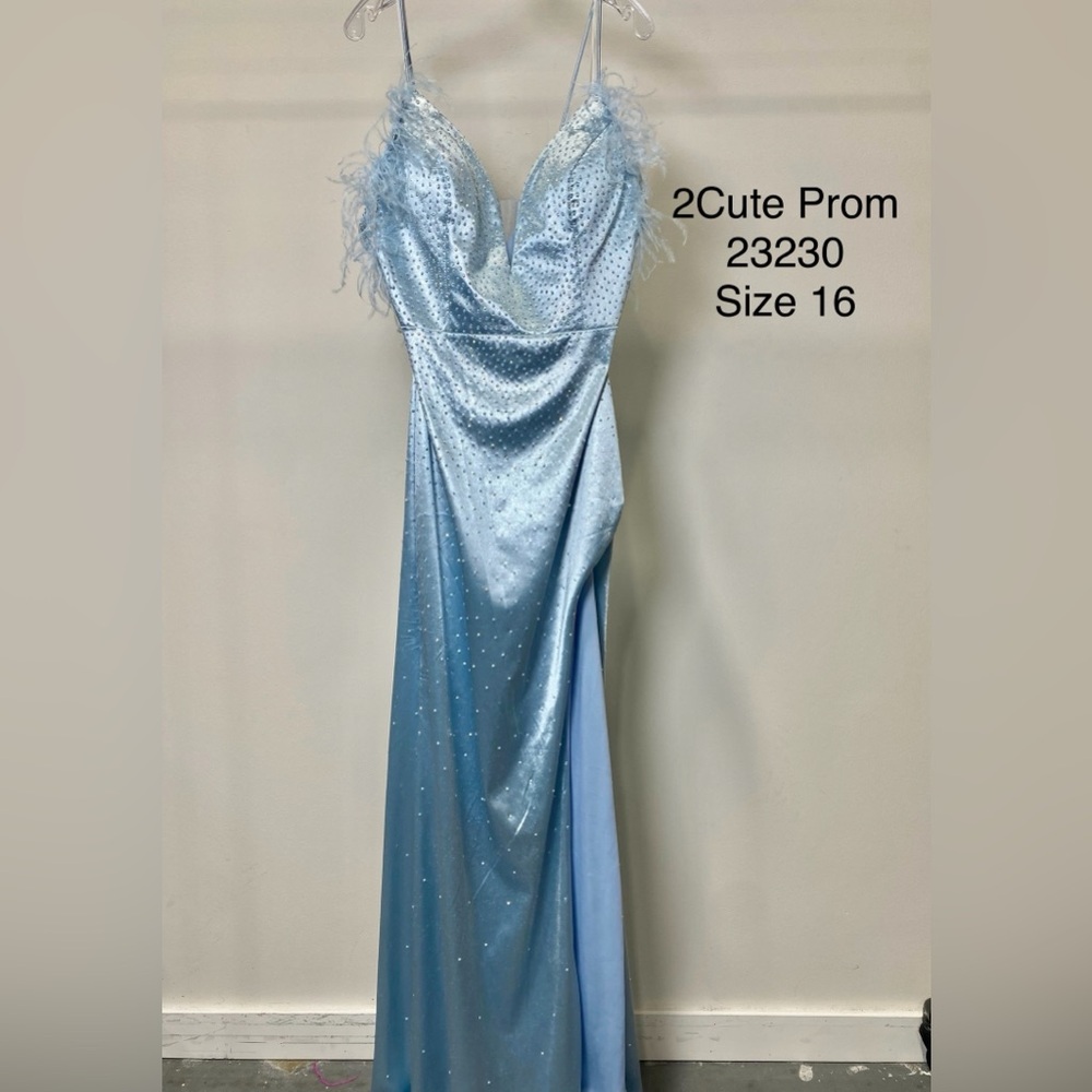 2Cute Prom long dress